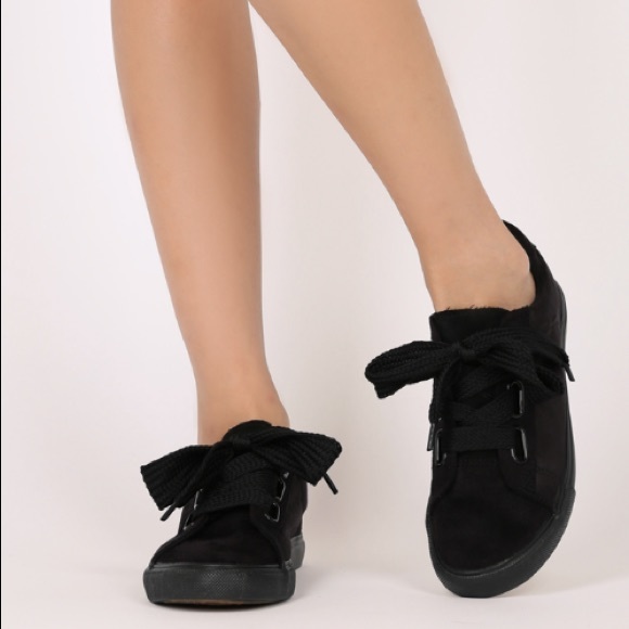 NEW BLACK SUEDE LACE UP SNEAKERS - Picture 2 of 7